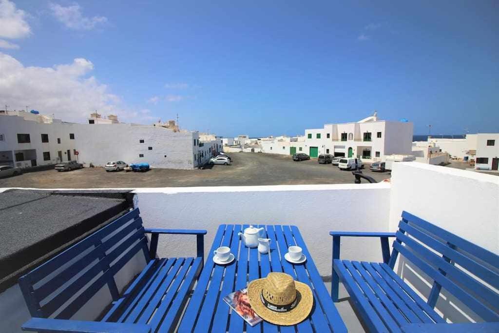 Casa Alejandra Con Terraza Y Barbacoa Villa El Golfo Bagian luar foto